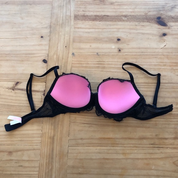 Victoria’s Secret Bra - Picture 4 of 4